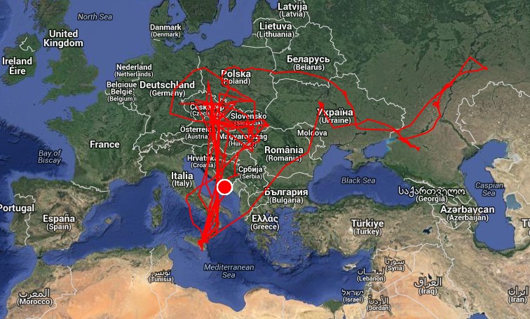 Mapa (klikni pre zväčšenie) iného označeného sokola – Barnabása ukazuje, aké dôležité výsledky prináša satelitná telemetria. Pohyby jednotlivých vtákov označených vysielačkou môžete sledovať na www.satellitetracking.eu.